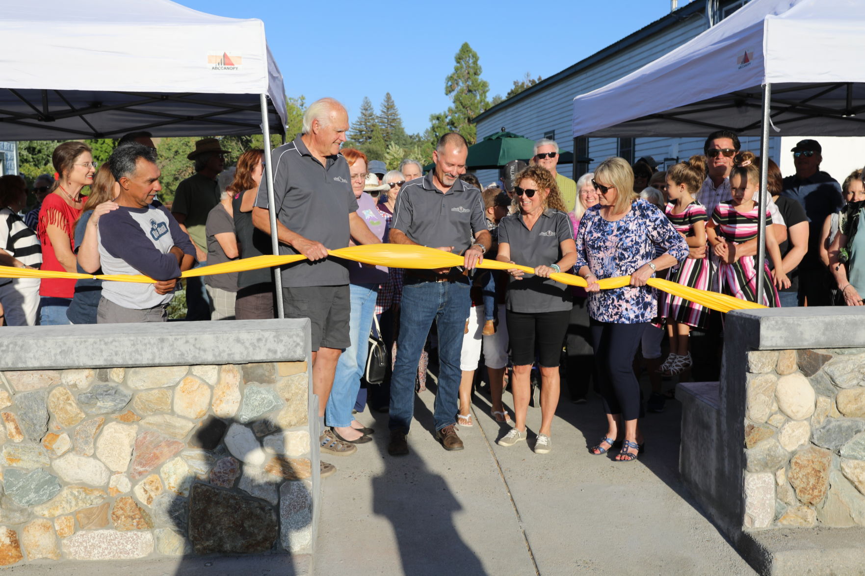 Sutter Creek gathers for bridge party!